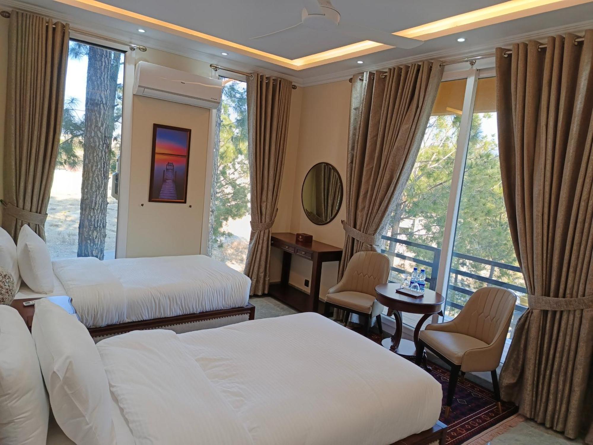 Hidden Hills Hotel & Resort Mansehra Eksteriør billede