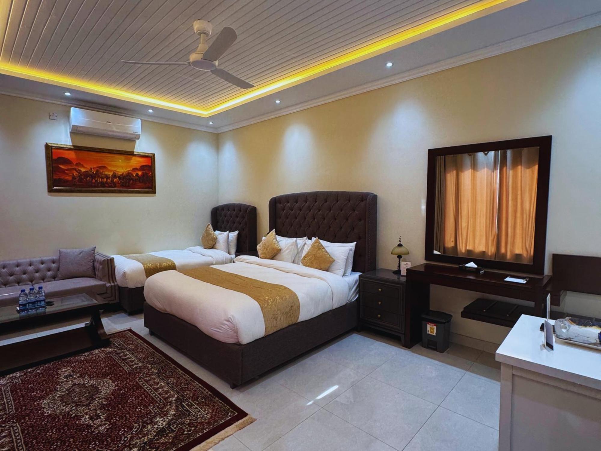 Hidden Hills Hotel & Resort Mansehra Eksteriør billede