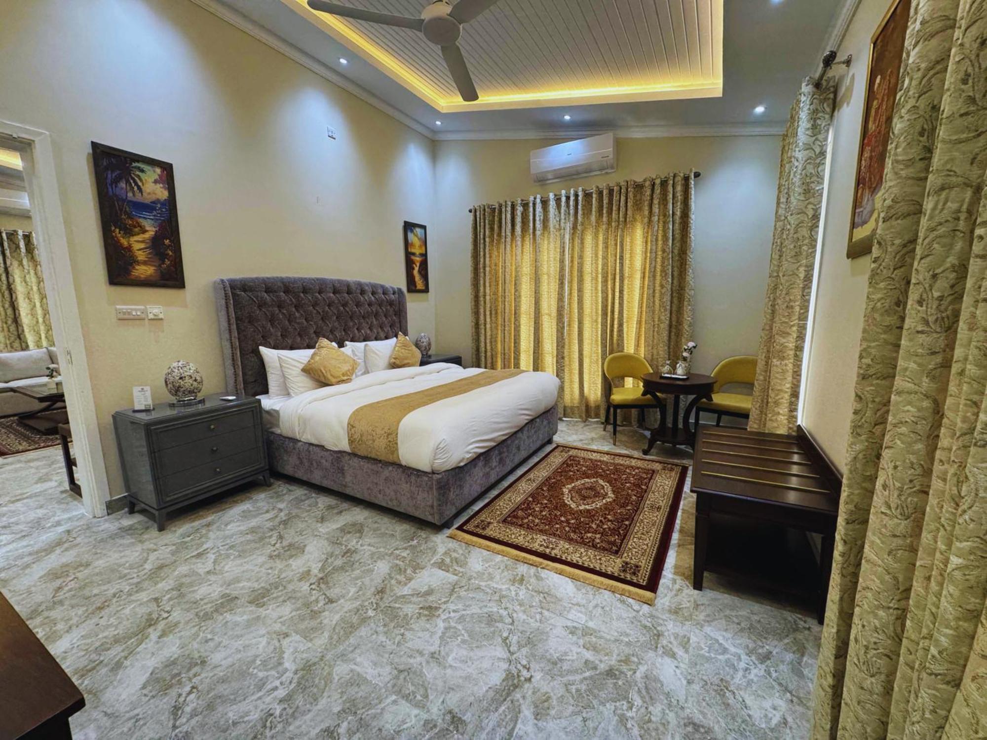 Hidden Hills Hotel & Resort Mansehra Eksteriør billede